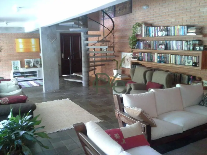 Casa de Condomínio com 4 quartos à venda, 2000m2 em Jardim Colonial, Carapicuiba - SP - imagem 3 Foto 3 de Casa de Condomínio com 4 quartos à venda, 2000m2 em Jardim Colonial, Carapicuiba - SP
