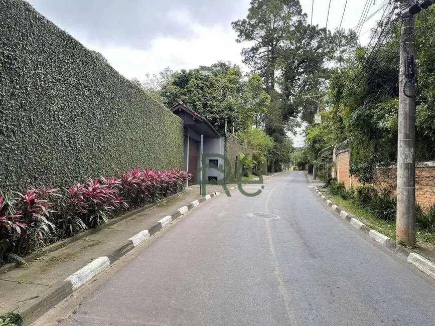 Casa com 4 quartos à venda, 1176m2 em Granja Viana, Cotia - SP - imagem 3 Foto 3 de Casa com 4 quartos à venda, 1176m2 em Granja Viana, Cotia - SP