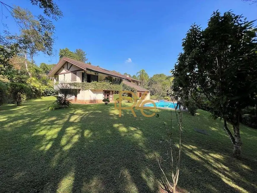 Foto 1 de Casa de Condomínio com 5 quartos à venda e para alugar, 6747m2 em Parque Silvino Pereira, Cotia - SP