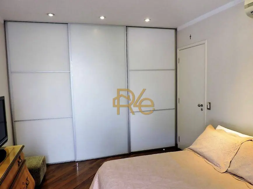 Casa de Condomínio com 5 quartos à venda, 2000m2 em Palos Verdes, Cotia - SP - imagem 6 Foto 6 de Casa de Condomínio com 5 quartos à venda, 2000m2 em Palos Verdes, Cotia - SP