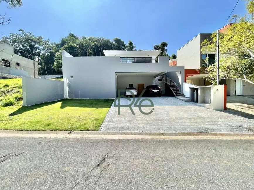 Casa de Condomínio com 3 quartos à venda, 525m2 em Granja Viana, Cotia - SP - imagem 3 Foto 3 de Casa de Condomínio com 3 quartos à venda, 525m2 em Granja Viana, Cotia - SP