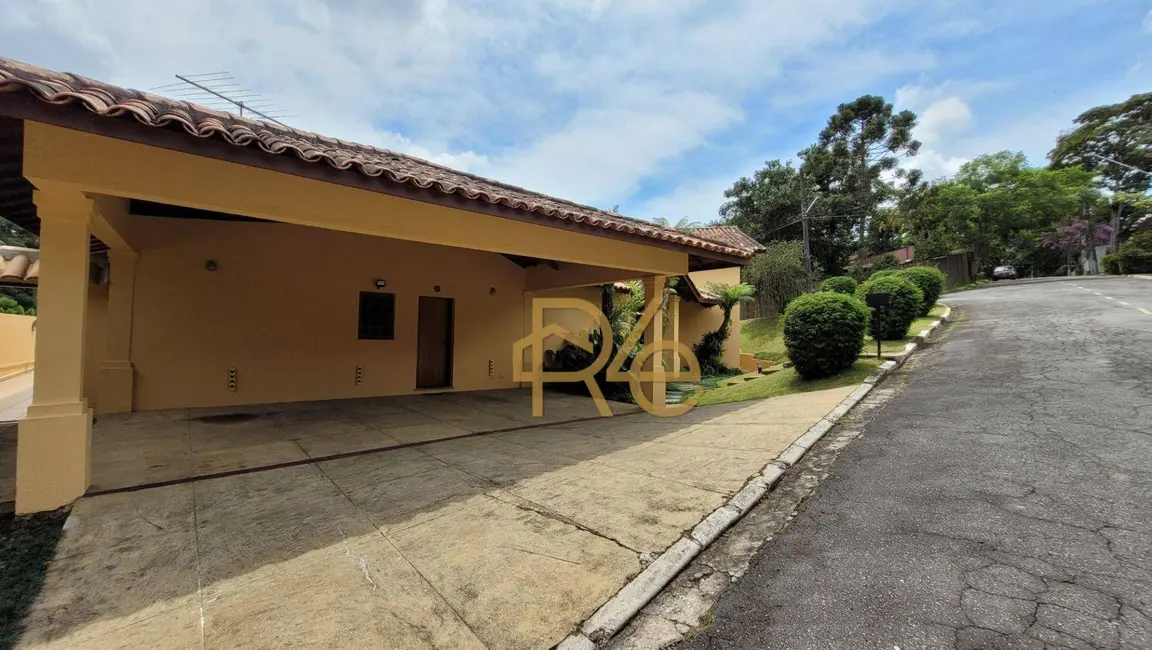 Foto 2 de Casa de Condomínio com 3 quartos à venda, 1300m2 em Carapicuiba - SP