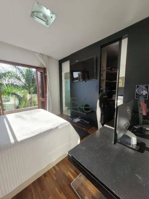 Casa de Condomínio com 4 quartos à venda, 506m2 em Golf Park, Carapicuiba - SP - imagem 5 Foto 5 de Casa de Condomínio com 4 quartos à venda, 506m2 em Golf Park, Carapicuiba - SP