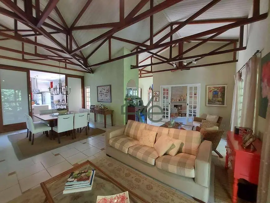 Casa com 5 quartos à venda, 1087m2 em Palos Verdes, Carapicuiba - SP - imagem 4 Foto 4 de Casa com 5 quartos à venda, 1087m2 em Palos Verdes, Carapicuiba - SP