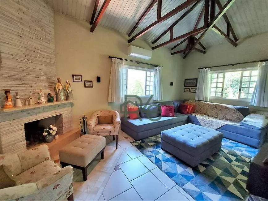 Casa com 5 quartos à venda, 1087m2 em Palos Verdes, Carapicuiba - SP - imagem 5 Foto 5 de Casa com 5 quartos à venda, 1087m2 em Palos Verdes, Carapicuiba - SP
