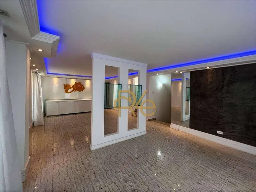 Casa de Condomínio com 4 quartos à venda, 362m2 em São Paulo II, Cotia - SP - imagem 4 Foto 4 de Casa de Condomínio com 4 quartos à venda, 362m2 em São Paulo II, Cotia - SP