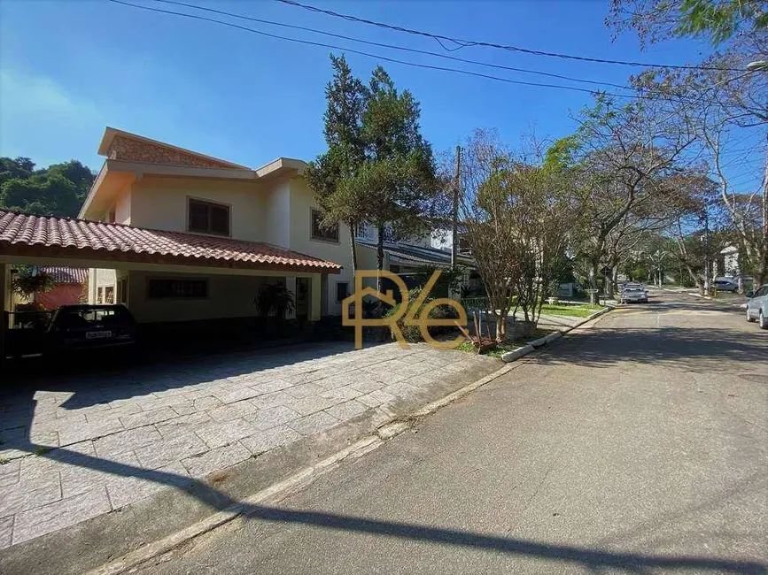 Casa de Condomínio com 4 quartos à venda, 492m2 em São Paulo II, Cotia - SP - imagem 3 Foto 3 de Casa de Condomínio com 4 quartos à venda, 492m2 em São Paulo II, Cotia - SP