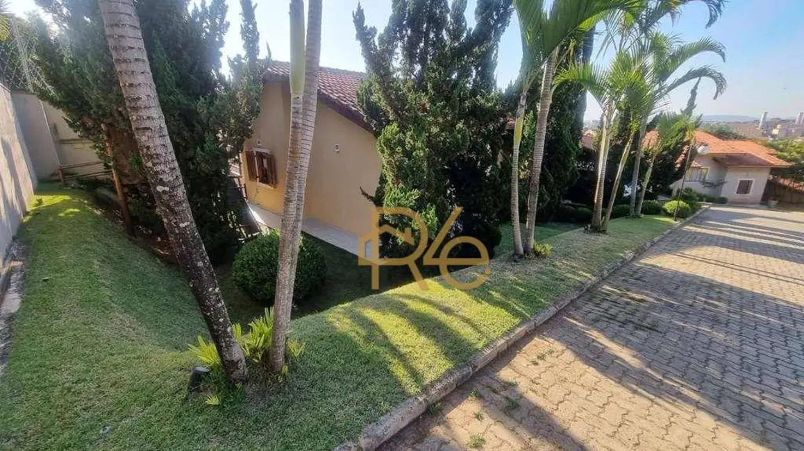 Foto 4 de Casa de Condomínio com 3 quartos à venda, 453m2 em Jardim Ana Estela, Carapicuiba - SP