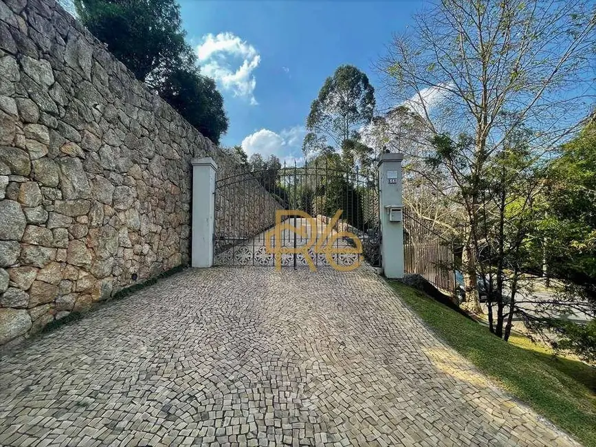 Casa de Condomínio com 6 quartos à venda e para alugar, 2204m2 em Palos Verdes, Carapicuiba - SP - imagem 5 Foto 5 de Casa de Condomínio com 6 quartos à venda e para alugar, 2204m2 em Palos Verdes, Carapicuiba - SP