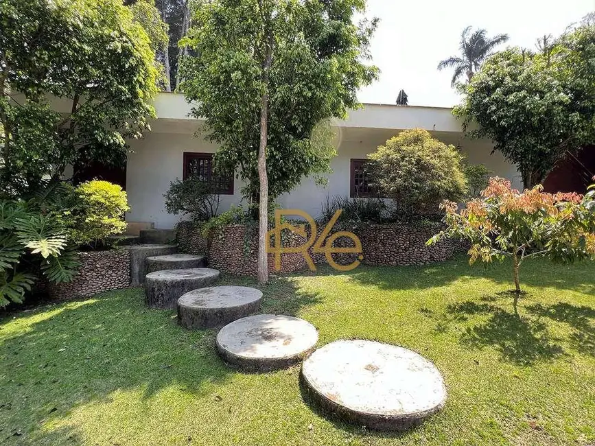 Casa de Condomínio com 5 quartos à venda, 1000m2 em Algarve, Cotia - SP - imagem 4 Foto 4 de Casa de Condomínio com 5 quartos à venda, 1000m2 em Algarve, Cotia - SP