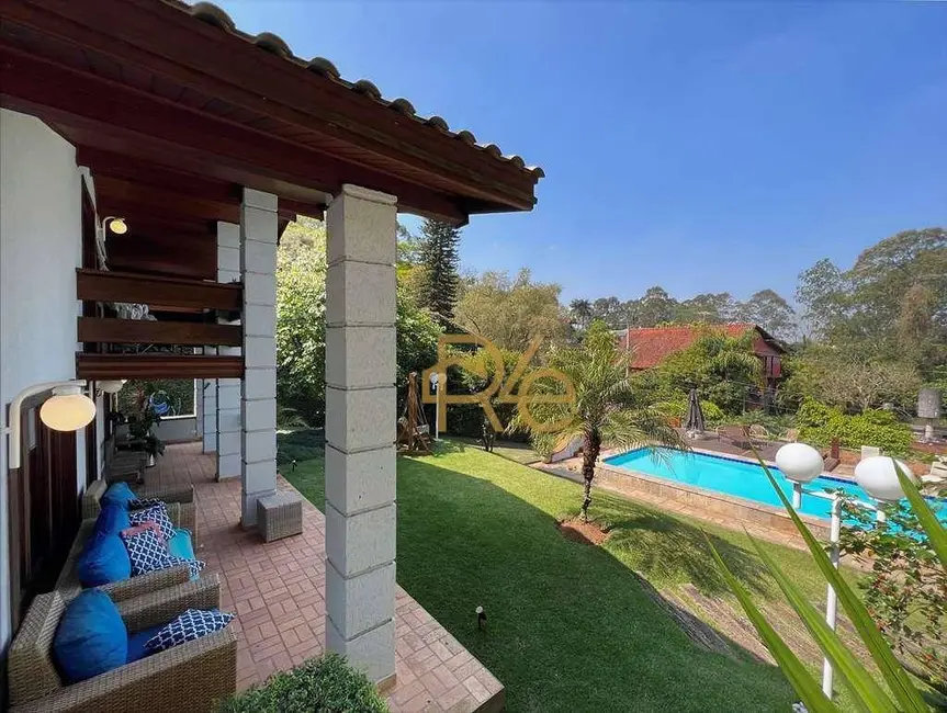 Casa de Condomínio com 5 quartos à venda, 1000m2 em Algarve, Cotia - SP - imagem 9 Foto 9 de Casa de Condomínio com 5 quartos à venda, 1000m2 em Algarve, Cotia - SP