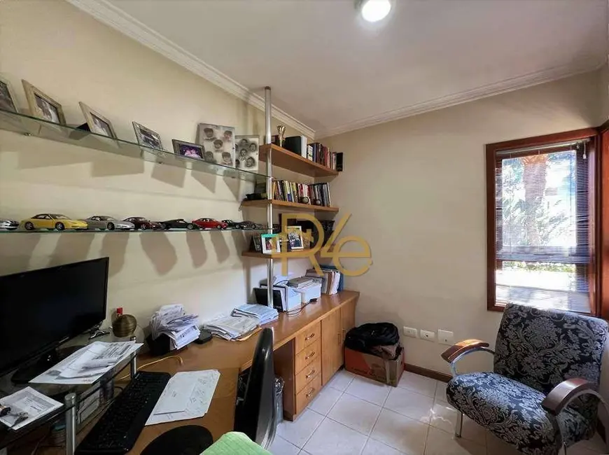 Casa de Condomínio com 4 quartos à venda, 532m2 em Aldeia da Fazendinha, Carapicuiba - SP - imagem 6 Foto 6 de Casa de Condomínio com 4 quartos à venda, 532m2 em Aldeia da Fazendinha, Carapicuiba - SP