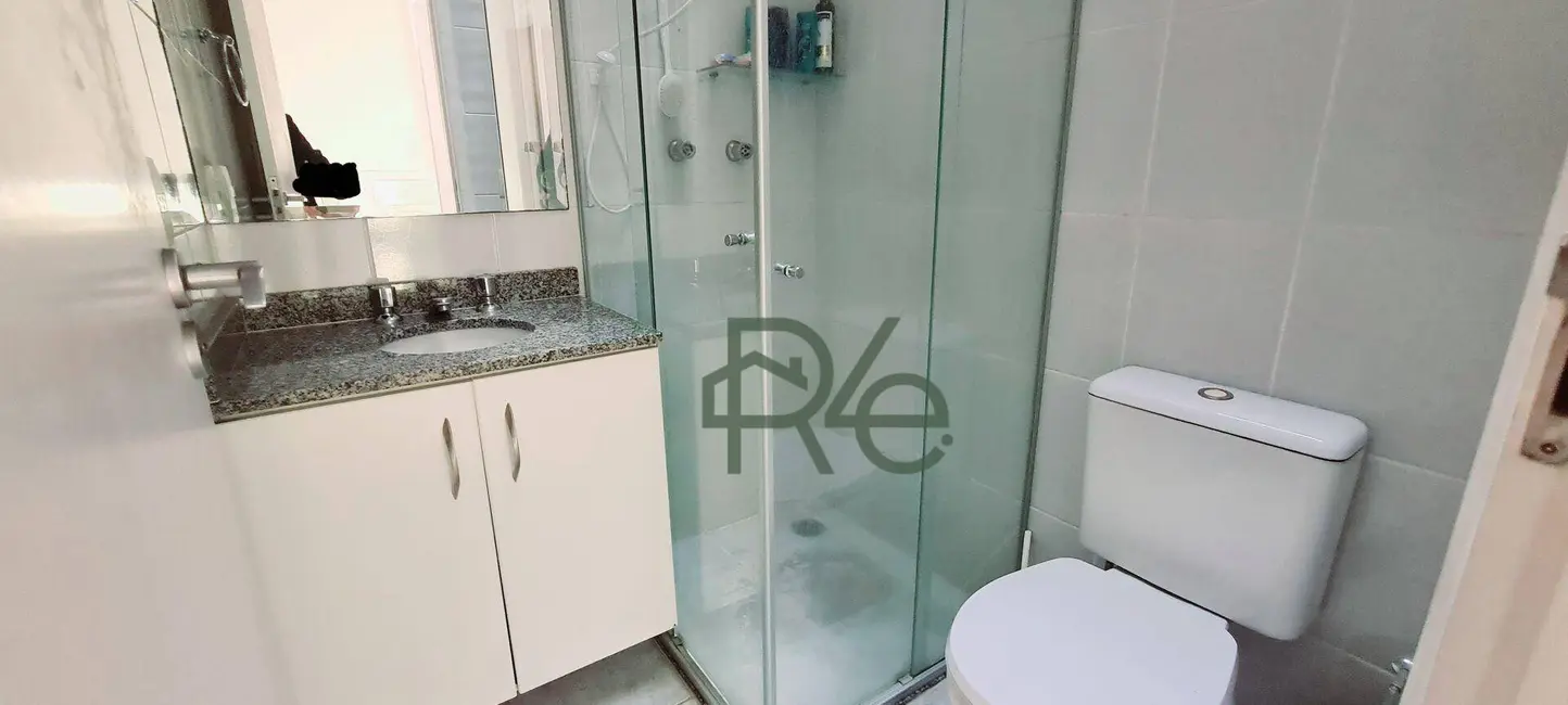 Casa de Condomínio com 3 quartos à venda, 200m2 em Granja Viana, Cotia - SP - imagem 5 Foto 5 de Casa de Condomínio com 3 quartos à venda, 200m2 em Granja Viana, Cotia - SP