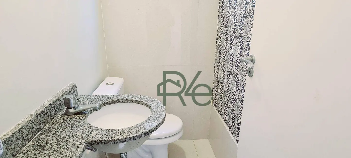 Casa de Condomínio com 3 quartos à venda, 200m2 em Granja Viana, Cotia - SP - imagem 3 Foto 3 de Casa de Condomínio com 3 quartos à venda, 200m2 em Granja Viana, Cotia - SP