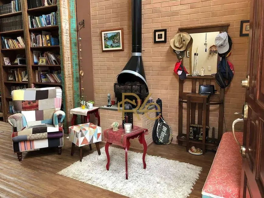 Casa de Condomínio com 5 quartos à venda, 560m2 em Jardim do Golf I, Jandira - SP - imagem 3 Foto 3 de Casa de Condomínio com 5 quartos à venda, 560m2 em Jardim do Golf I, Jandira - SP