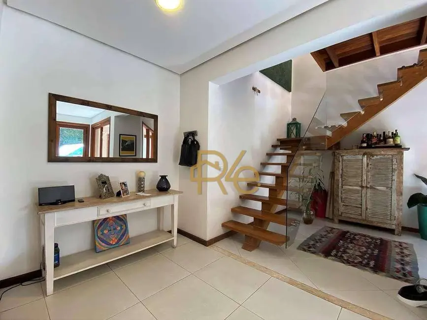 Casa de Condomínio com 3 quartos à venda, 787m2 em Chácara das Candeias, Carapicuiba - SP - imagem 8 Foto 8 de Casa de Condomínio com 3 quartos à venda, 787m2 em Chácara das Candeias, Carapicuiba - SP