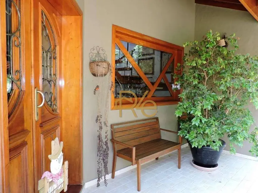 Foto 3 de Casa de Condomínio com 4 quartos à venda, 1000m2 em Altos de São Fernando, Jandira - SP
