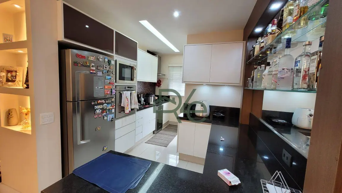 Foto 7 de Casa de Condomínio com 2 quartos à venda, 105m2 em Jardim São Vicente, Cotia - SP