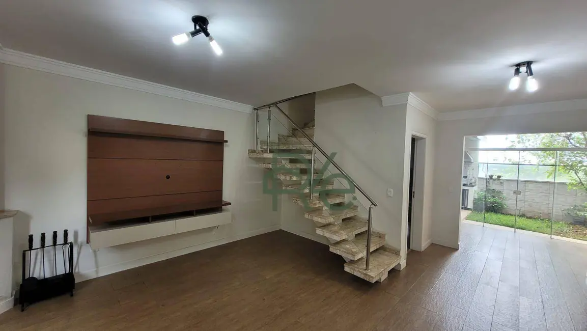 Foto 1 de Casa de Condomínio com 3 quartos à venda, 125m2 em Jardim São Vicente, Cotia - SP