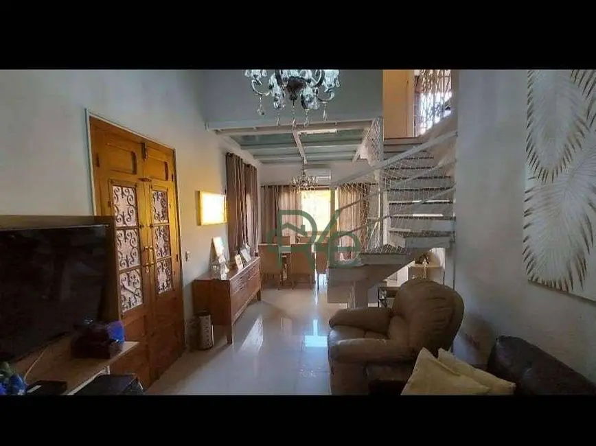 Foto 9 de Casa com 3 quartos à venda, 276m2 em Jardim Semiramis, Cotia - SP