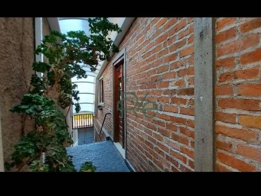 Foto 8 de Casa com 3 quartos à venda, 276m2 em Jardim Semiramis, Cotia - SP