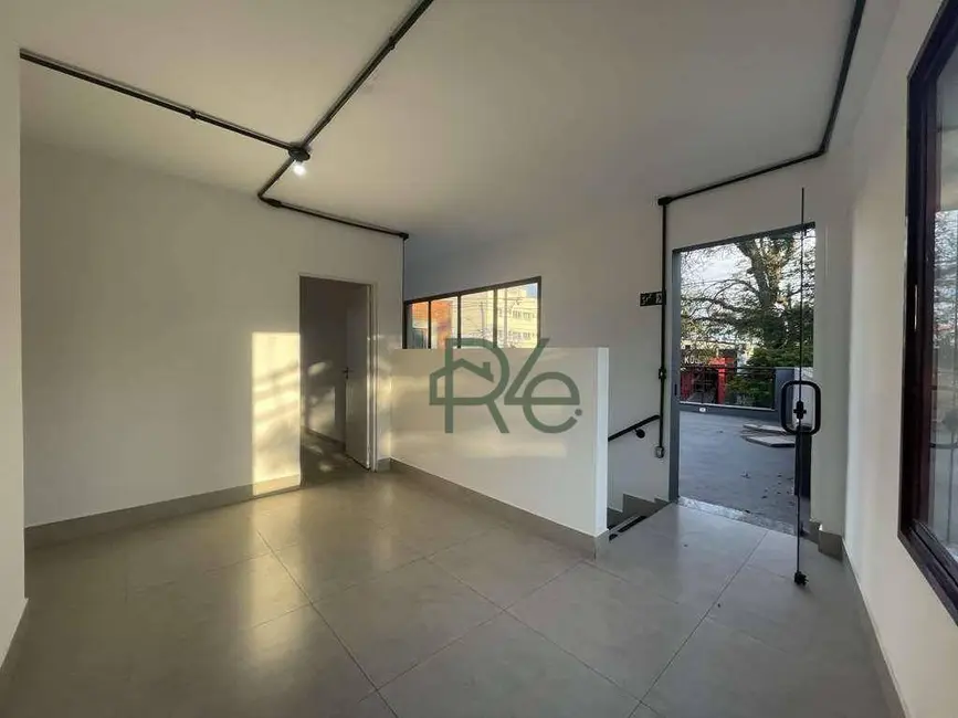 Foto 9 de Sala Comercial à venda e para alugar, 176m2 em Vila Santo Antônio, Cotia - SP