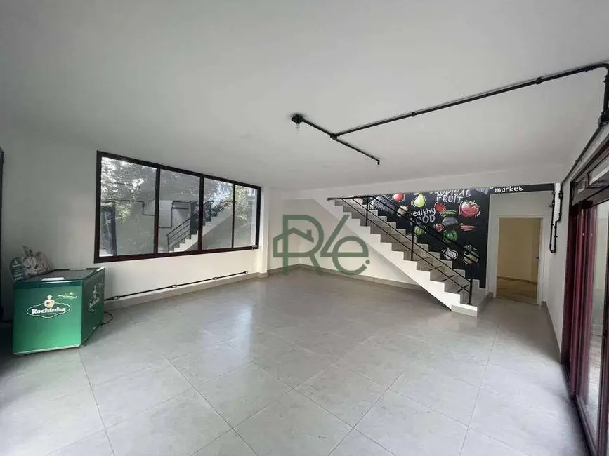 Foto 3 de Sala Comercial à venda e para alugar, 176m2 em Vila Santo Antônio, Cotia - SP