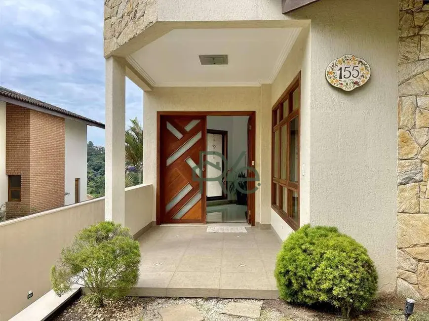 Casa de Condomínio com 4 quartos à venda, 1015m2 em Residencial Euroville, Carapicuiba - SP - imagem 6 Foto 6 de Casa de Condomínio com 4 quartos à venda, 1015m2 em Residencial Euroville, Carapicuiba - SP