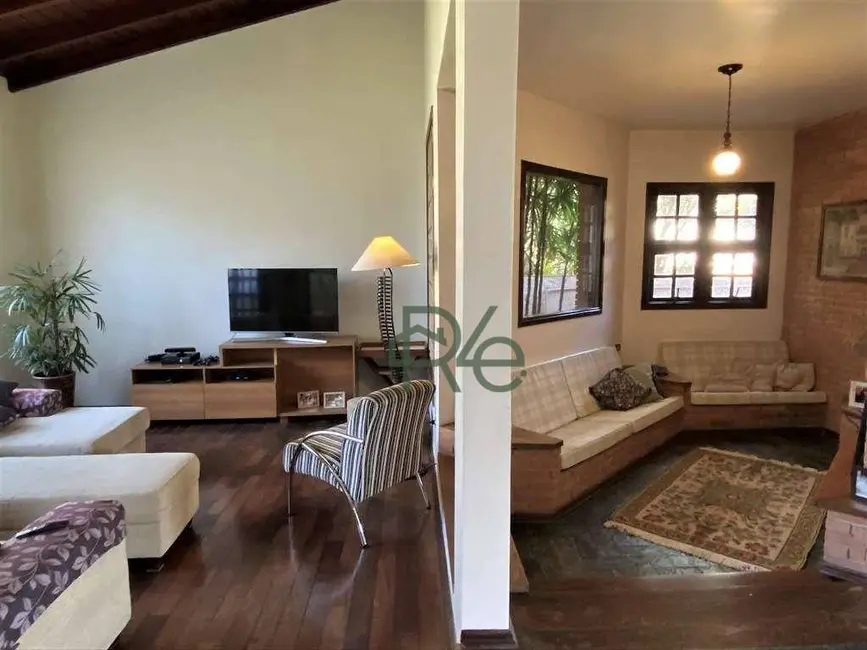 Casa de Condomínio com 4 quartos à venda, 1086m2 em Altos de São Fernando, Jandira - SP - imagem 7 Foto 7 de Casa de Condomínio com 4 quartos à venda, 1086m2 em Altos de São Fernando, Jandira - SP