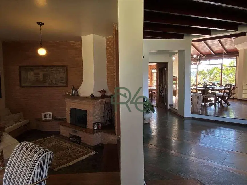 Casa de Condomínio com 4 quartos à venda, 1086m2 em Altos de São Fernando, Jandira - SP - imagem 6 Foto 6 de Casa de Condomínio com 4 quartos à venda, 1086m2 em Altos de São Fernando, Jandira - SP