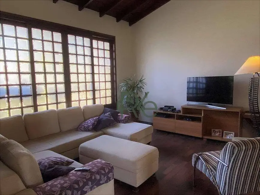 Casa de Condomínio com 4 quartos à venda, 1086m2 em Altos de São Fernando, Jandira - SP - imagem 9 Foto 9 de Casa de Condomínio com 4 quartos à venda, 1086m2 em Altos de São Fernando, Jandira - SP