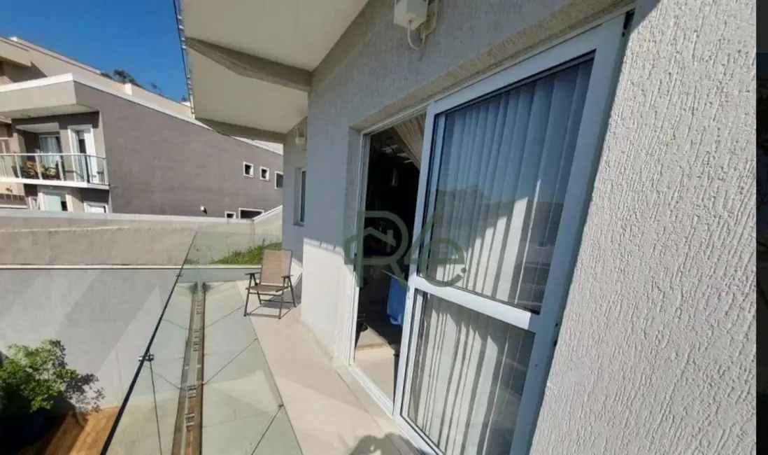 Foto 8 de Casa de Condomínio com 4 quartos à venda, 250m2 em Cotia - SP