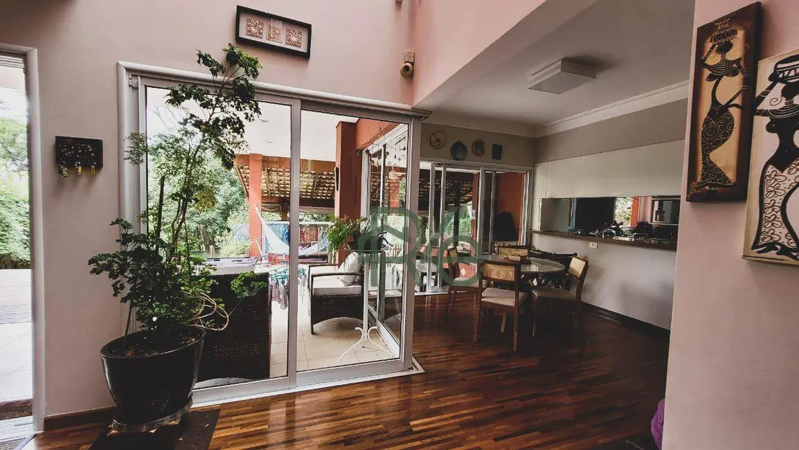 Foto 6 de Casa de Condomínio com 3 quartos à venda, 850m2 em Jardim São Vicente, Cotia - SP