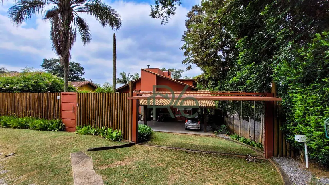 Foto 1 de Casa de Condomínio com 3 quartos à venda, 850m2 em Jardim São Vicente, Cotia - SP