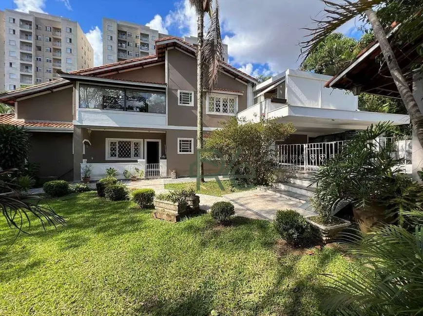 Foto 2 de Casa de Condomínio com 5 quartos à venda, 2061m2 em Chácara Granja Velha, Carapicuiba - SP