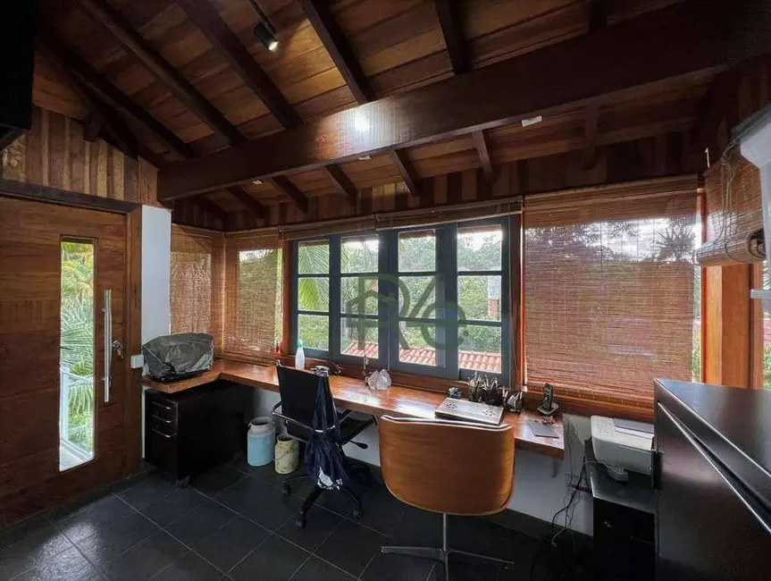 Foto 9 de Casa de Condomínio com 5 quartos à venda, 2061m2 em Chácara Granja Velha, Carapicuiba - SP