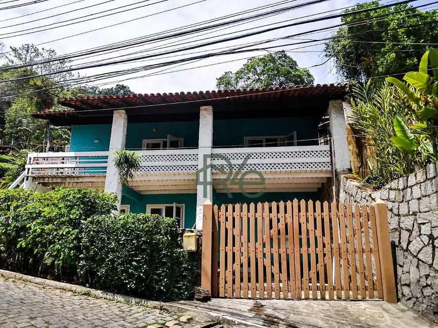 Foto 1 de Casa de Condomínio com 4 quartos à venda, 268m2 em Centro, Angra Dos Reis - RJ