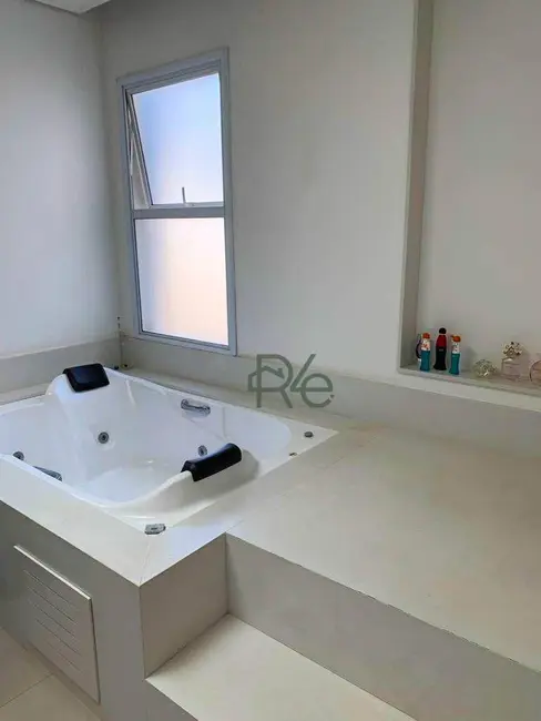 Foto 9 de Casa de Condomínio com 4 quartos à venda e para alugar, 480m2 em Santana De Parnaiba - SP