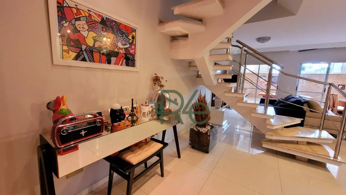 Foto 3 de Casa de Condomínio com 3 quartos à venda, 133m2 em Paisagem Renoir, Cotia - SP