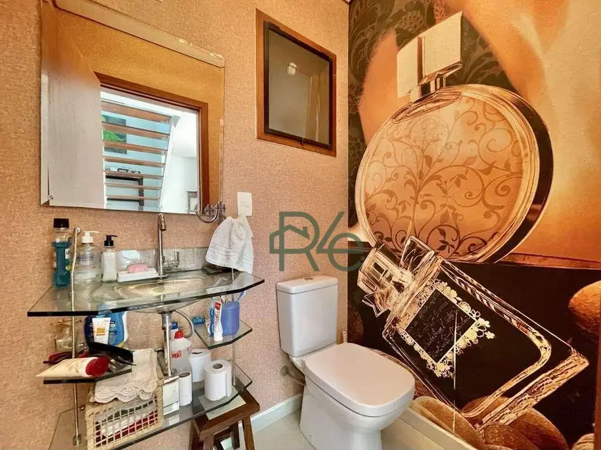 Casa de Condomínio com 3 quartos à venda, 947m2 em Chácara das Paineiras, Carapicuiba - SP - imagem 9 Foto 9 de Casa de Condomínio com 3 quartos à venda, 947m2 em Chácara das Paineiras, Carapicuiba - SP