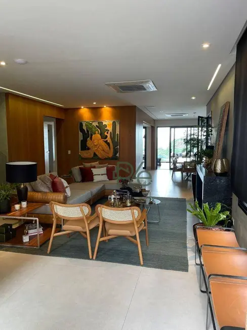 Casa de Condomínio com 4 quartos à venda e para alugar, 595m2 em Tamboré, Santana De Parnaiba - SP - imagem 3 Foto 3 de Casa de Condomínio com 4 quartos à venda e para alugar, 595m2 em Tamboré, Santana De Parnaiba - SP