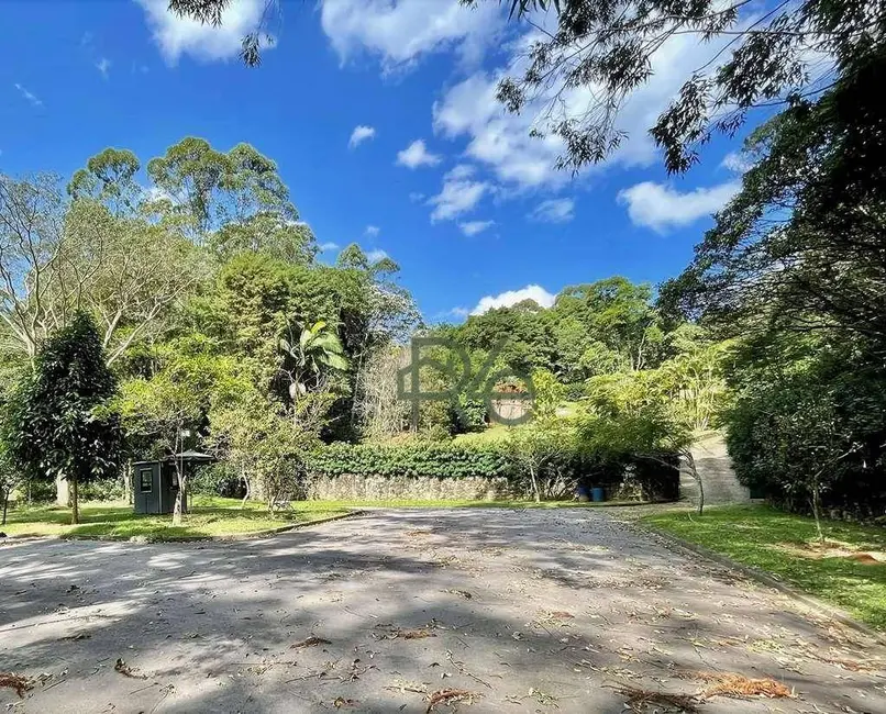 Casa de Condomínio com 4 quartos à venda, 6378m2 em Embu Das Artes - SP - imagem 3 Foto 3 de Casa de Condomínio com 4 quartos à venda, 6378m2 em Embu Das Artes - SP