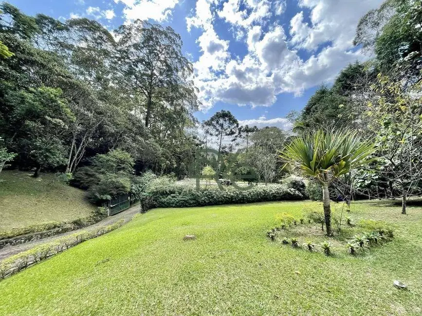 Casa de Condomínio com 4 quartos à venda, 6378m2 em Embu Das Artes - SP - imagem 5 Foto 5 de Casa de Condomínio com 4 quartos à venda, 6378m2 em Embu Das Artes - SP