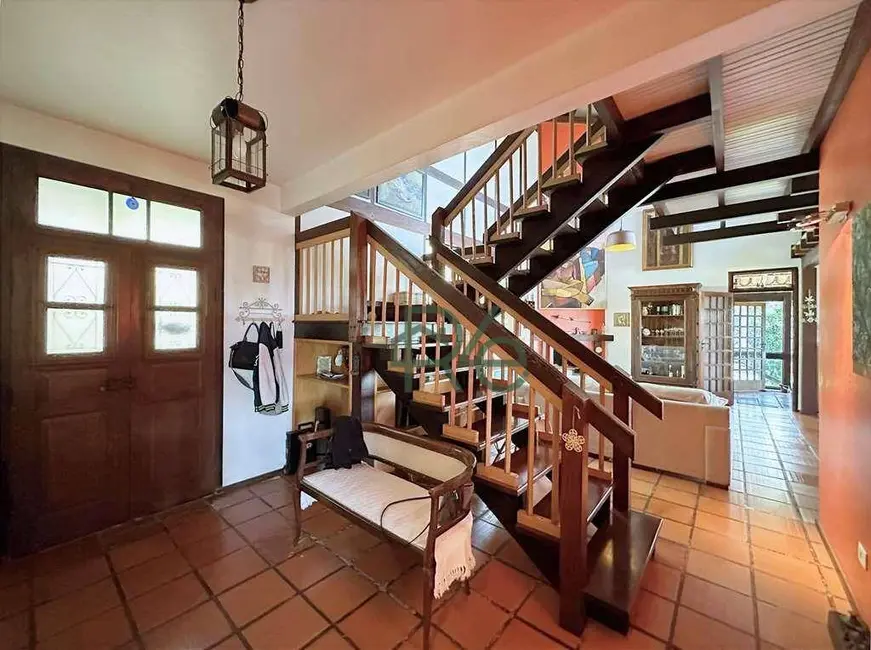 Foto 6 de Casa de Condomínio com 5 quartos à venda, 982m2 em Vila Santo Antônio, Cotia - SP