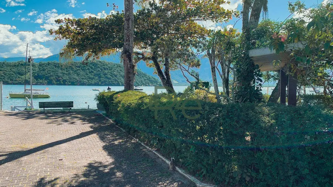 Casa de Condomínio com 2 quartos à venda, 58m2 em Angra Dos Reis - RJ - imagem 3 Foto 3 de Casa de Condomínio com 2 quartos à venda, 58m2 em Angra Dos Reis - RJ