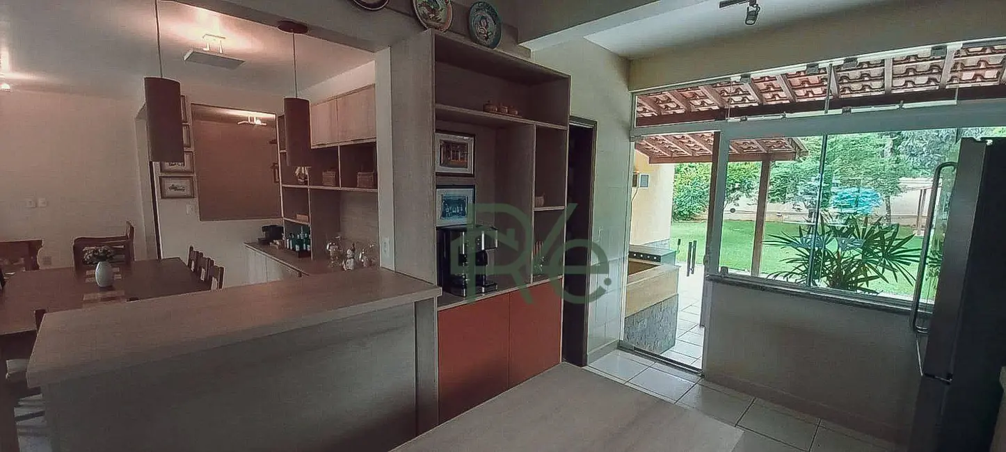 Foto 1 de Casa de Condomínio com 4 quartos à venda, 500m2 em Angra Dos Reis - RJ