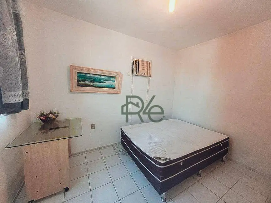 Foto 2 de Casa de Condomínio com 2 quartos à venda, 58m2 em Pontal (Cunhambebe), Angra Dos Reis - RJ