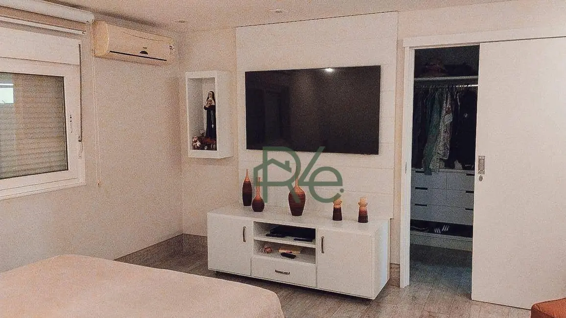 Foto 5 de Casa de Condomínio com 8 quartos à venda, 500m2 em Angra Dos Reis - RJ