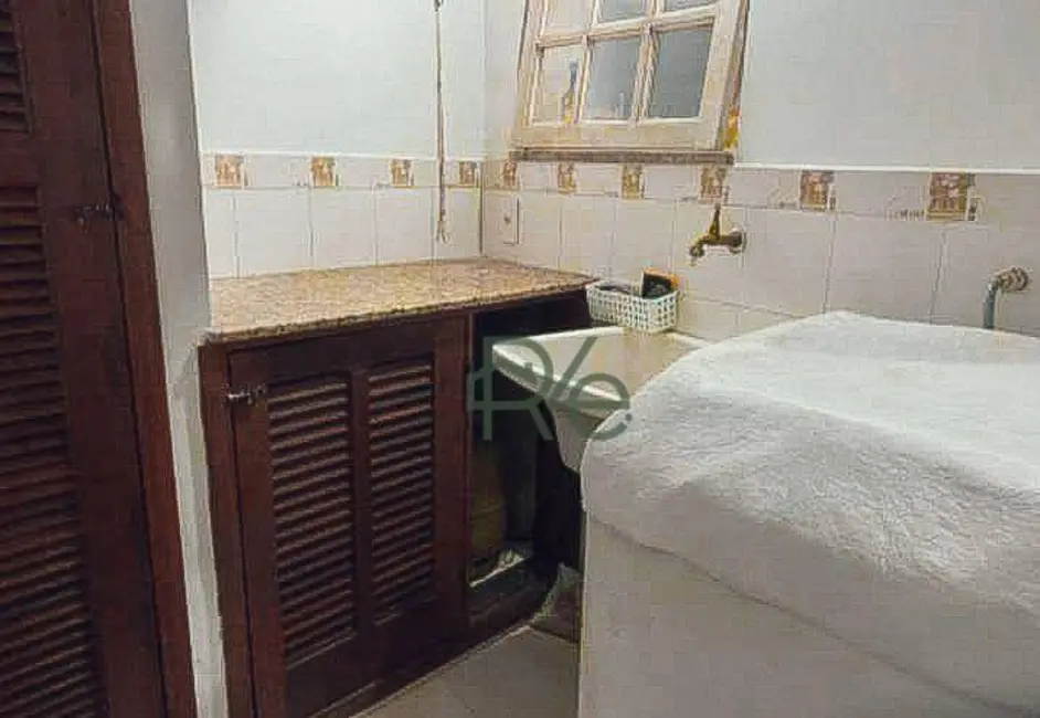 Foto 2 de Casa com 2 quartos à venda, 120m2 em Vila Velha, Angra Dos Reis - RJ