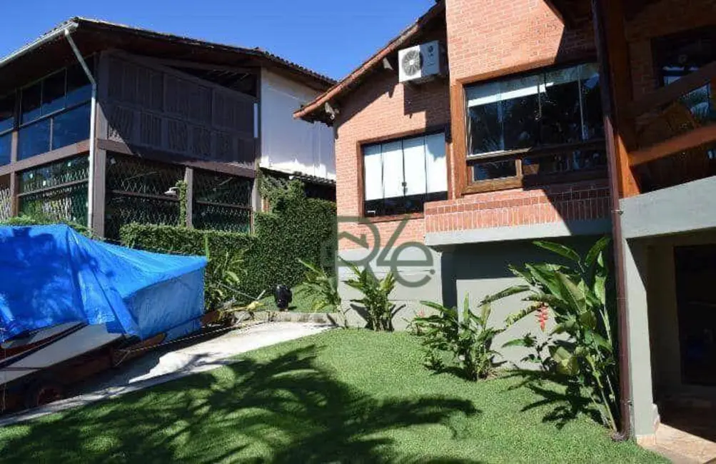 Foto 7 de Casa com 3 quartos à venda, 227m2 em Bracuí (Cunhambebe), Angra Dos Reis - RJ